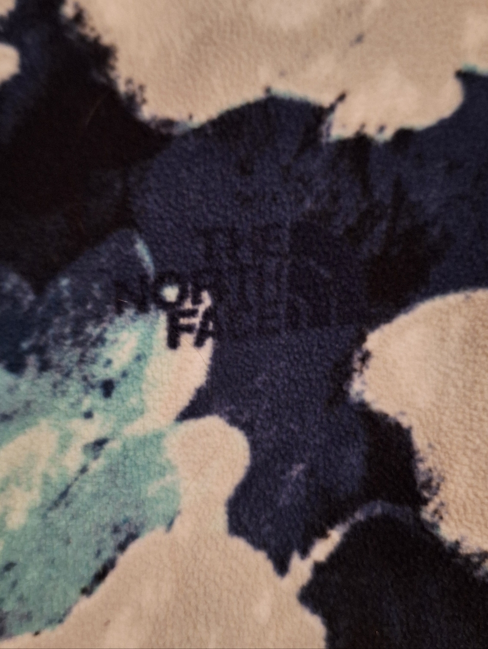 The North Face Navy, White & Teal Floral Fleece Pullover Medium - Picture 3 of 5